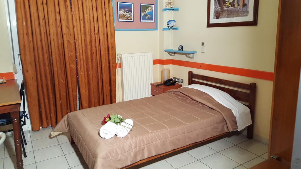 Stella Family Apartments Síndos Pokoj fotografie