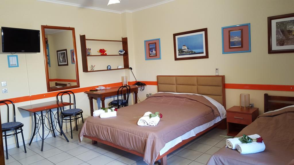 Stella Family Apartments Síndos Pokoj fotografie