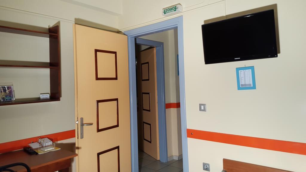 Stella Family Apartments Síndos Pokoj fotografie
